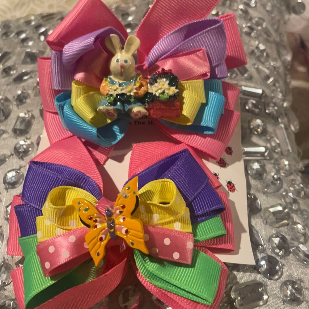 HAIR BOWS